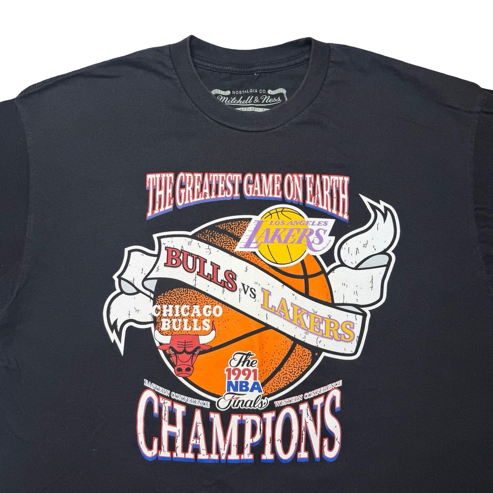 Bulls vs Lakers retro finals shirt